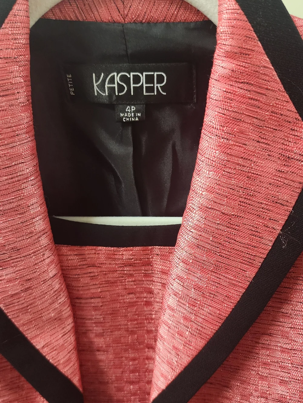 Kasper Women's Jacket with Black Trim - Picture 2 of 4